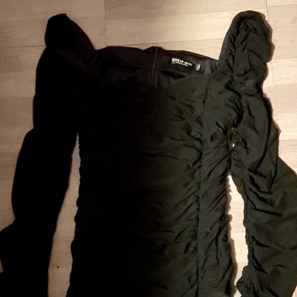 Shoulder Mesh Bodycon Dress - Picture 2 of 3